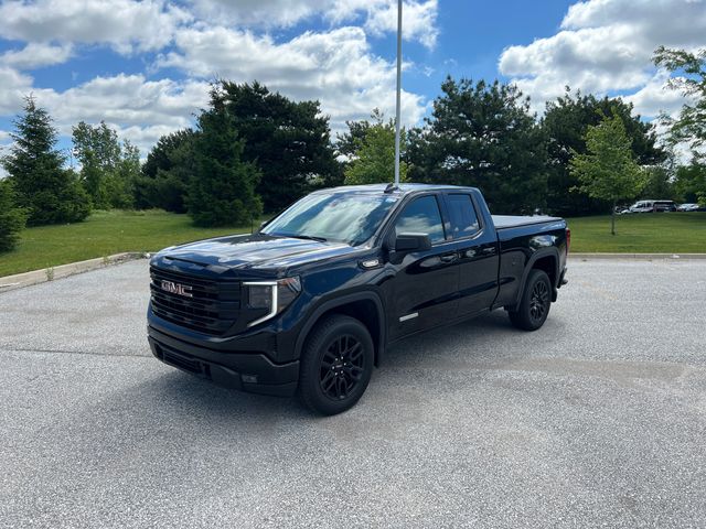 Onyx Black 2025 GMC Sierra 1500 Pickup Truck Four-Wheel Drive 8-Speed Automatic