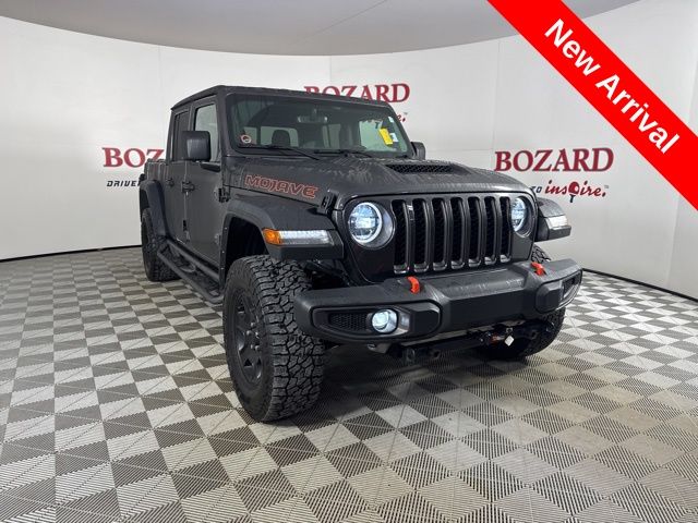 2023 Granite Crystal Metallic Clearcoat Jeep Gladiator Mojave 4X4 Truck
