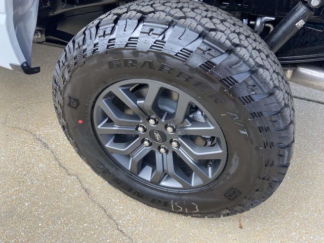 New 2026 White Ford Tremor image 7