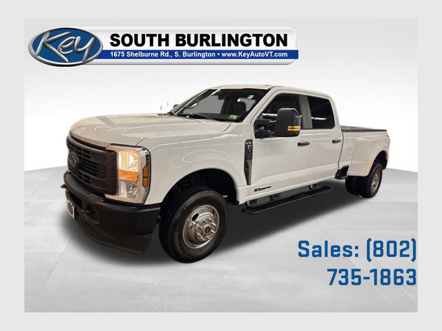 Oxford White 2024 Ford F-350 Super Duty XL Crew Cab LB DRW 4WD Pickup Truck Four-Wheel Drive Automatic