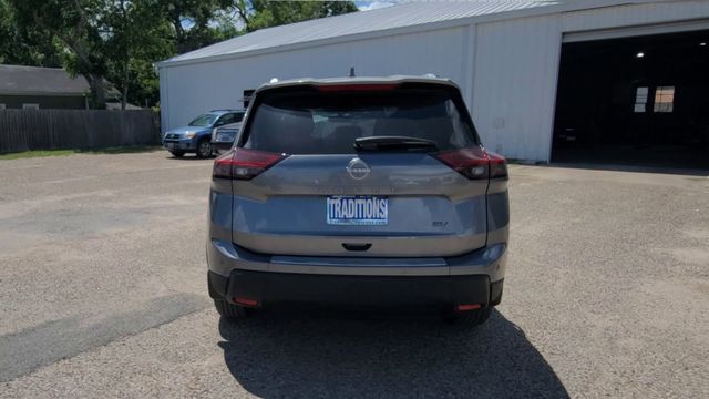2024 Nissan Rogue SV - 7
