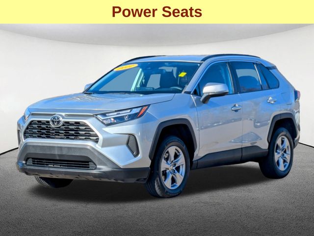 2022 Toyota RAV4 XLE 9