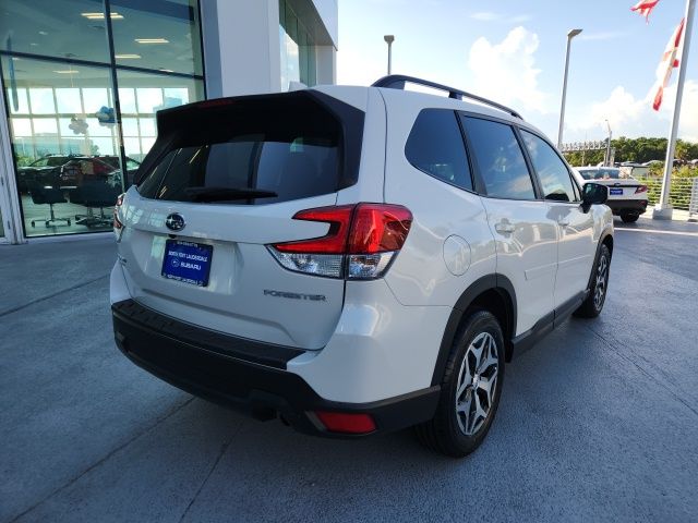 2021 Subaru Forester Premium 8