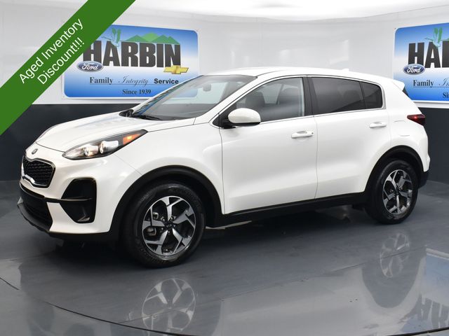 Snow White Pearl 2022 Kia Sportage SUV / Crossover Front-Wheel Drive 6-Speed Automatic Overdrive