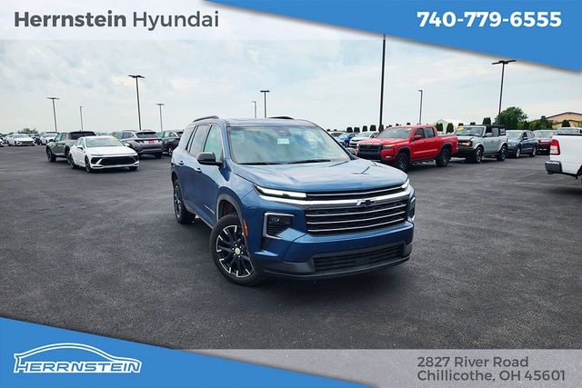 Lakeshore Blue 2026 Chevrolet Traverse SUV / Crossover Four-Wheel Drive 8-Speed Automatic