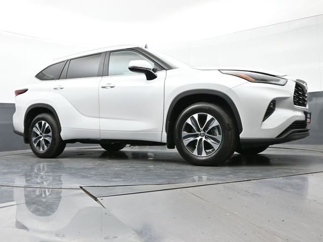 2024 Toyota Highlander XLE 41