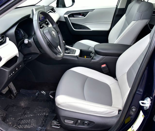 2023 Toyota RAV4 XLE Premium - Photo 12