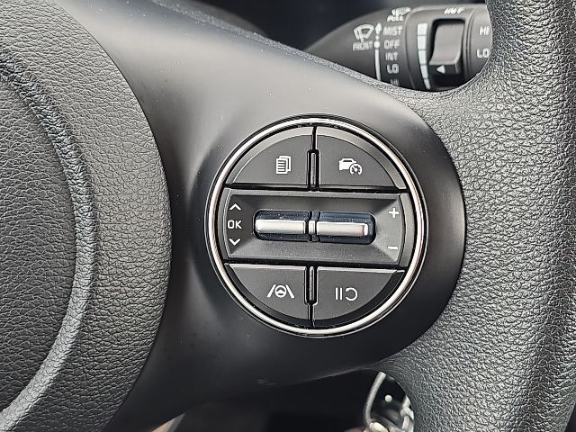 2025 Kia Soul LX:B02320