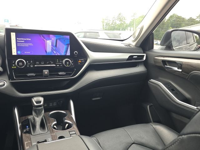 2023 Toyota Highlander Platinum:169299A