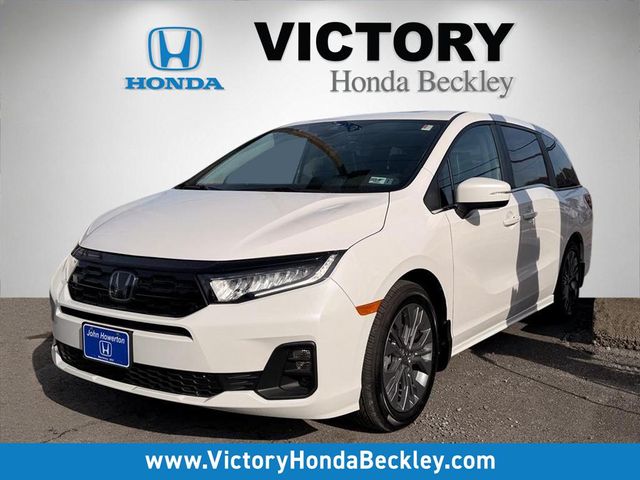 Platinum White Pearl 2026 Honda Odyssey Minivan Front-Wheel Drive Automatic