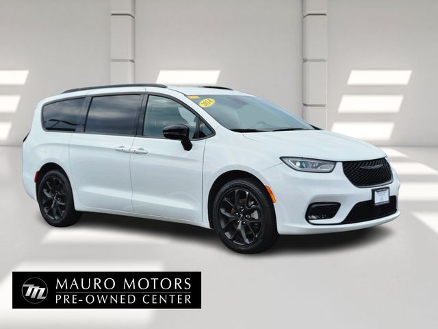 2024 Chrysler Pacifica Touring L AWD