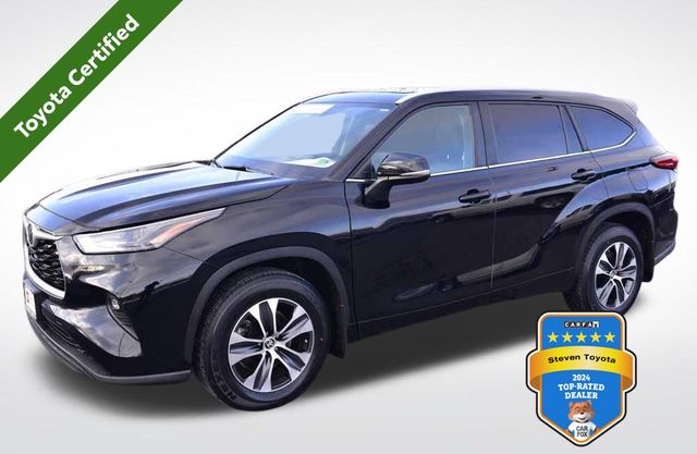 2023 Toyota Highlander XLE's photo