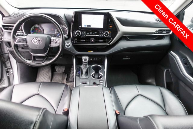 used 2023 Toyota Highlander Hybrid car, priced at $38,000