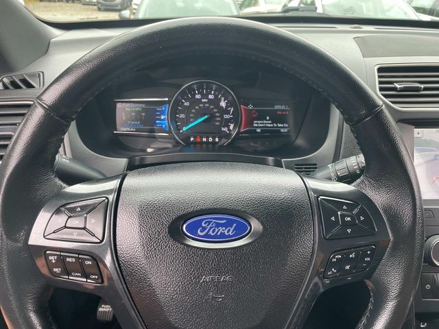 2019 Ford Explorer XLT 29