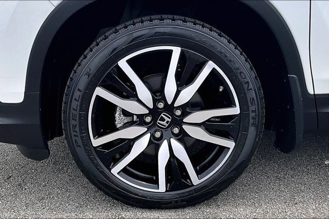 Used 2022 Honda Pilot Touring 4D Sport Utility