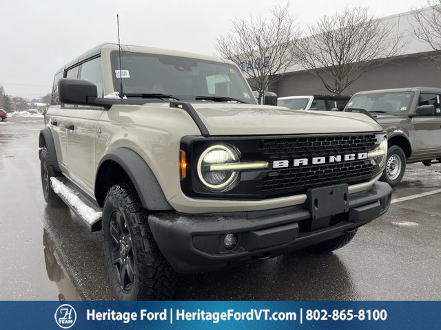 2025 Ford Bronco Outer Banks 4-Door 4WD