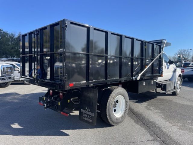 2025 Ford F-650 Super Duty 
