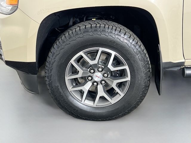 Used 2021 Beige GMC AT4 w/Leather image 25