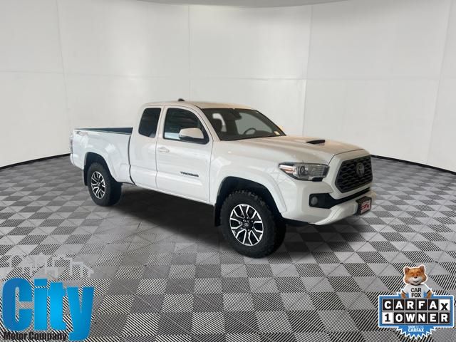 White 2022 Toyota Tacoma TRD Sport Access Cab 4WD Pickup Truck Four-Wheel Drive 6-Speed Manual