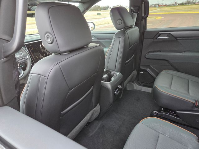 2026 GMC Acadia AT4 AWD