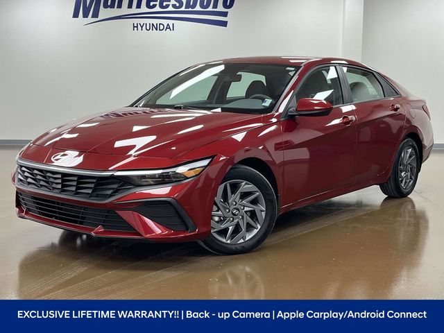 Ultimate Red 2024 Hyundai Elantra SEL FWD Sedan Front-Wheel Drive Continuously Variable Transmission