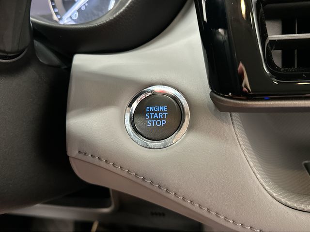 2022 Toyota Highlander XLE  at South Hills Kia