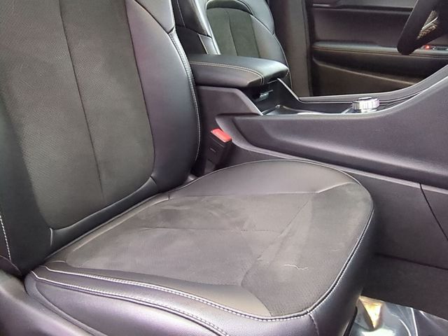 new 2025 Jeep Grand Cherokee car, priced at $42,199
