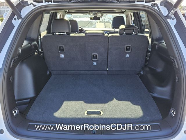 New 2025 White Jeep Limited image 12