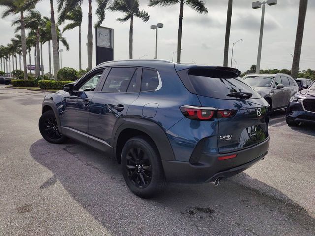 2025 Mazda CX-50 2.5 S Preferred Package 4