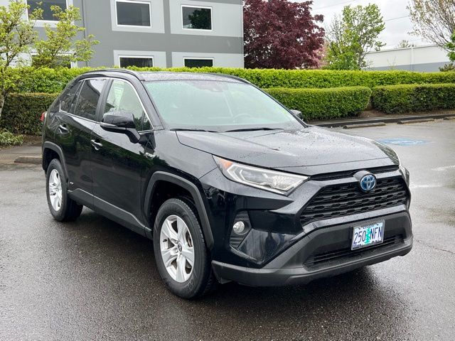 2021 Toyota RAV4 Hybrid XLE AWD