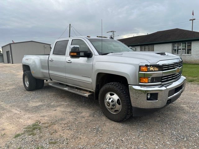 Silver Ice Metallic 2019 Chevrolet Silverado 3500HD Pickup Truck Four-Wheel Drive 6-Speed Automatic