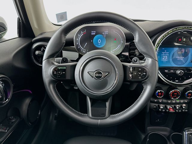 2022 MINI Cooper S Signature 11