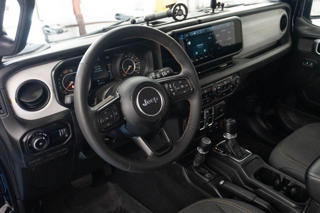Used 2024 Jeep Wrangler SUV