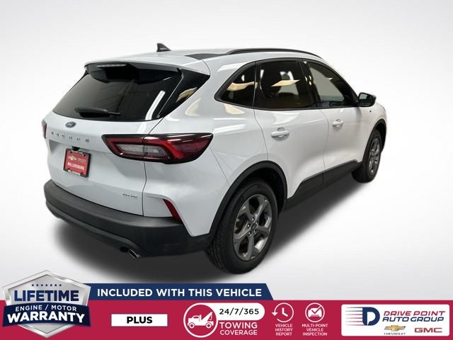 2025 Ford Escape ST-Line - Image 3