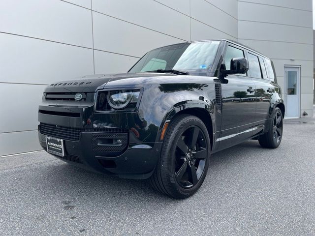 2025 Land Rover Defender 110 V8 P525 AWD