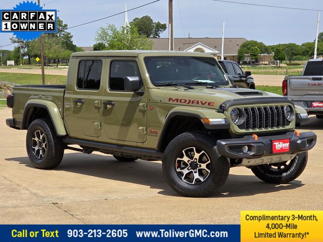 41 2025 Jeep Gladiator Mojave Crew Cab 4WD Pickup Truck Four-Wheel Drive 8-Speed Automatic