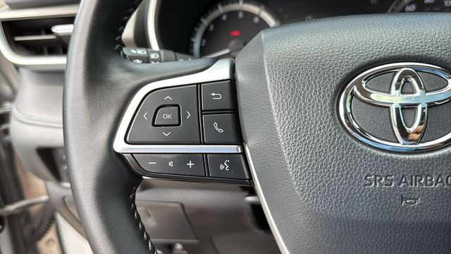 Used 2024 Toyota Highlander SUV