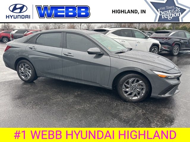 Used 2024 Gray Hyundai SEL image 6