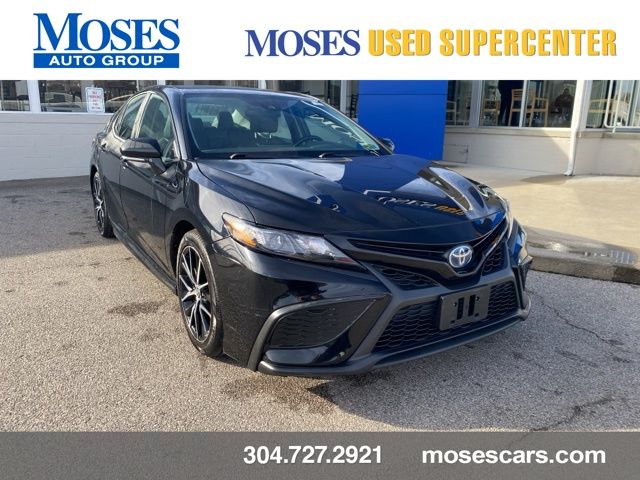 2023 Toyota Camry Hybrid SE photo