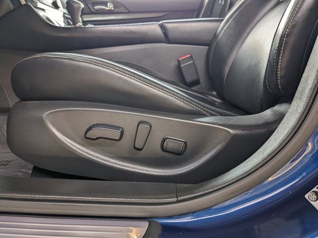 2023 Nissan Maxima SV photo