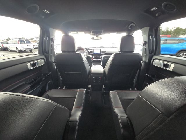 2024 Ford Explorer ST-Line:C02489A