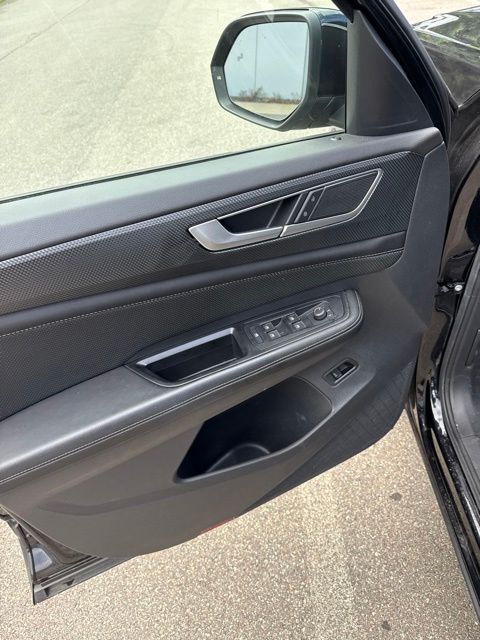 2024 Volkswagen Atlas Cross Sport 2.0T SEL R-Line Black at Sutliff Volkswagen