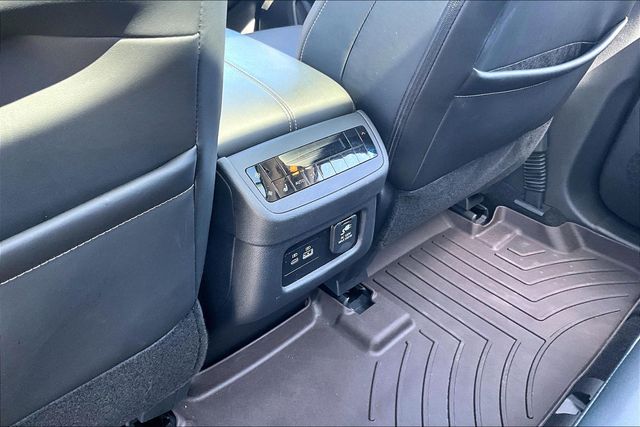 Used 2025 Nissan Pathfinder Platinum 4D Sport Utility