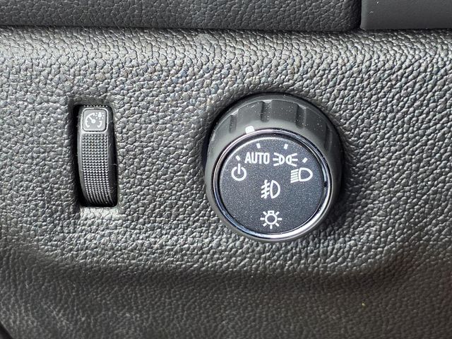 Used 2021 Chevrolet Colorado Sedan