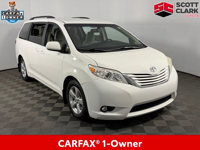 2015 Toyota Sienna LE