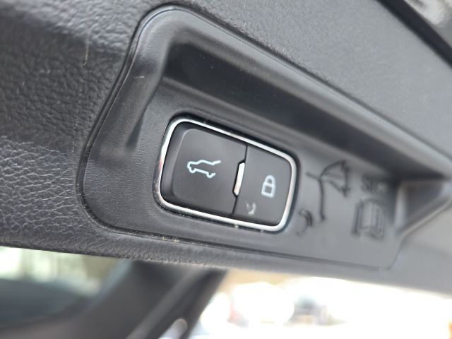 2022 Ford Explorer Timberline:168189A