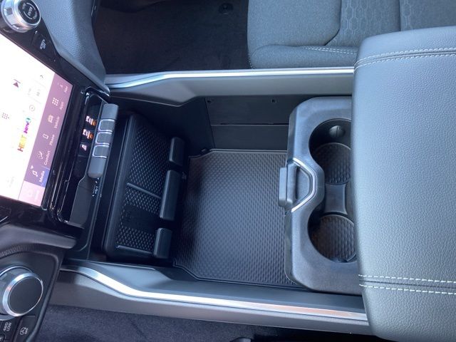 2026 Ram 1500 Big Horn/Lone Star - Diamond Black Crystal Pearlcoat exterior view 19