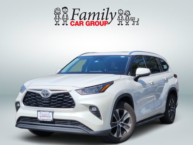 White (Blizzard Pearl) 2020 Toyota Highlander SUV / Crossover Front-Wheel Drive 8-Speed Automatic