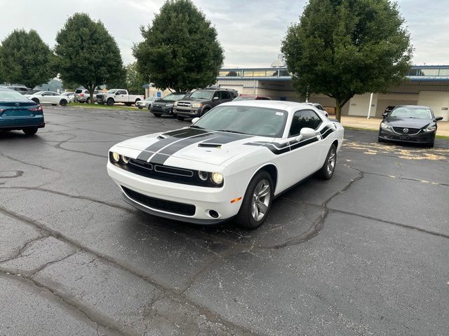 Used 2017 Dodge Challenger SXT in Hermitage PA | 2C3CDZAG6HH587222