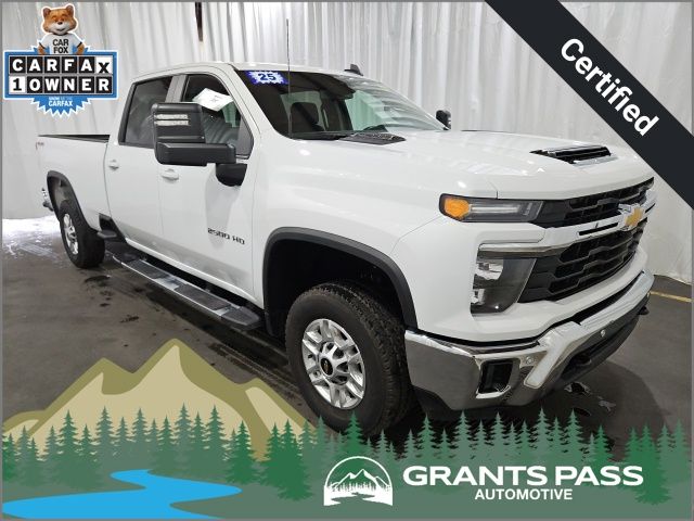2025 Chevrolet Silverado 2500HD LT Crew Cab 4WD